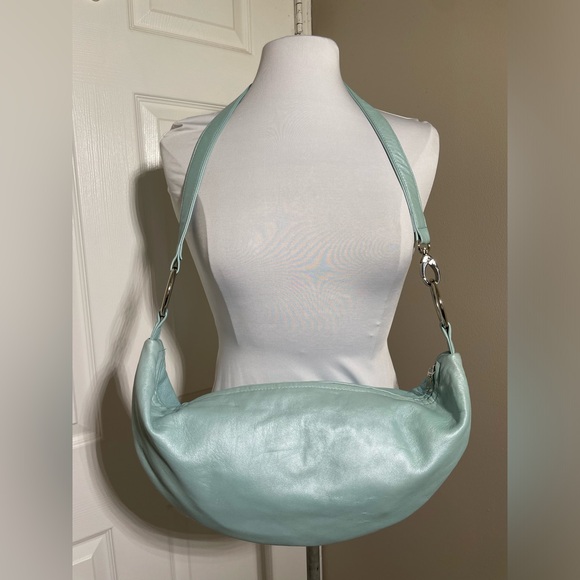 J.J. WINTERS Leather Slouchy Hobo Shoulder/Crossbody bag - Picture 2 of 7